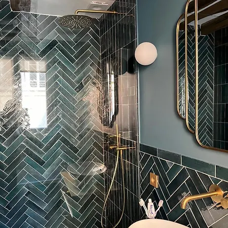 Appartement Chic A La Parisienne, - Marais *